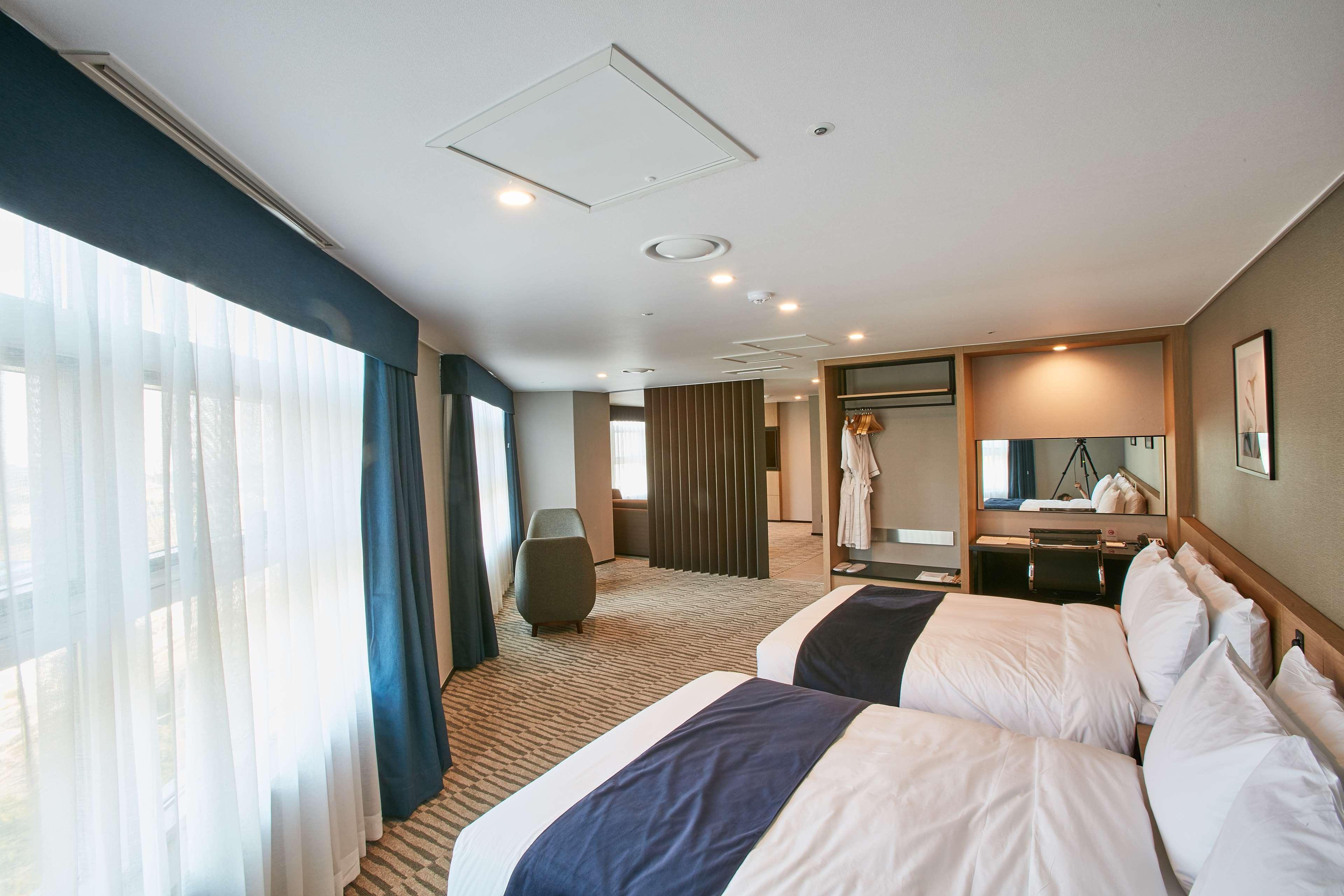 Best Western Plus Elmendorf Hotel San Antonio Hotel Екстериор снимка